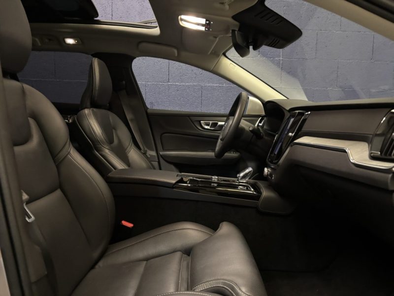 VOLVO V60 T6 AWD Ultimate Style Chrome Geartronic 8