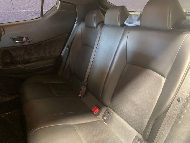 TOYOTA C-HR 1.8 122h  2WD E-CVT - DISTINCTIVE - 110000KM