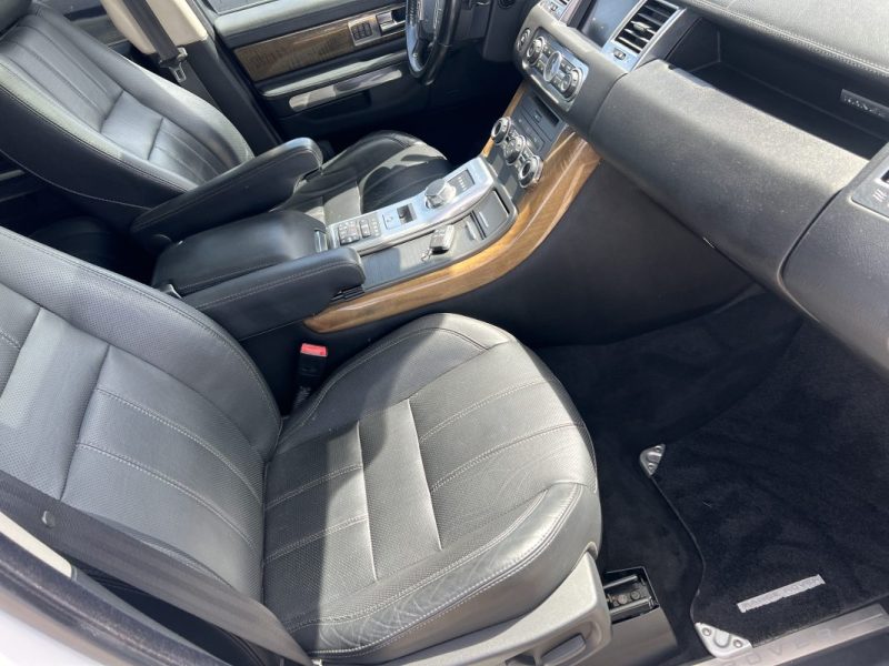 LAND ROVER RANGE ROVER SPORT SDV6 3.0 256 AUTOBIOGRAPHY BVA8