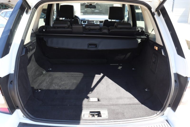 LAND ROVER RANGE ROVER SPORT SDV6 3.0 256 AUTOBIOGRAPHY BVA8