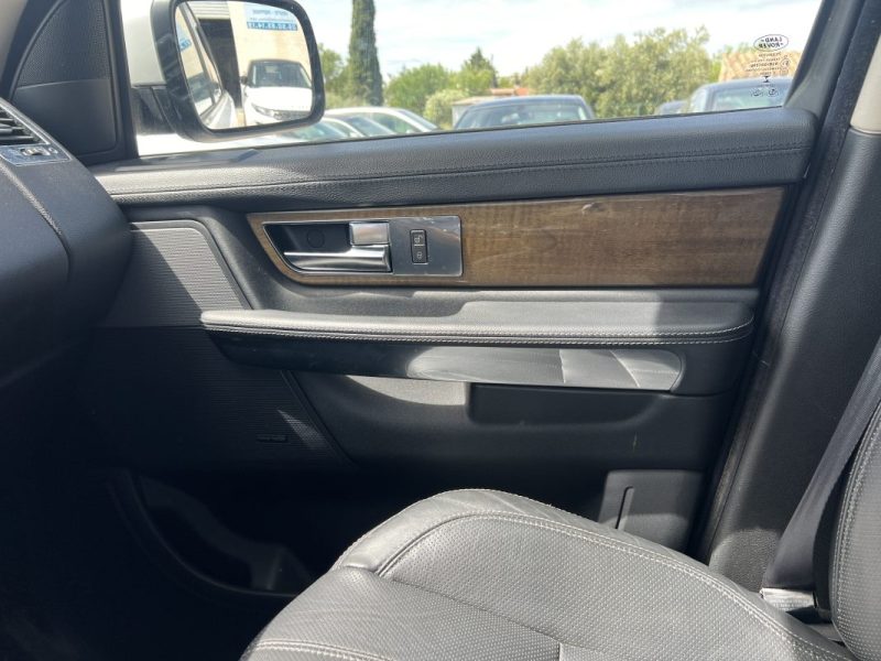 LAND ROVER RANGE ROVER SPORT SDV6 3.0 256 AUTOBIOGRAPHY BVA8