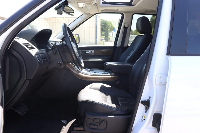 LAND ROVER RANGE ROVER SPORT SDV6 3.0 256 AUTOBIOGRAPHY BVA8