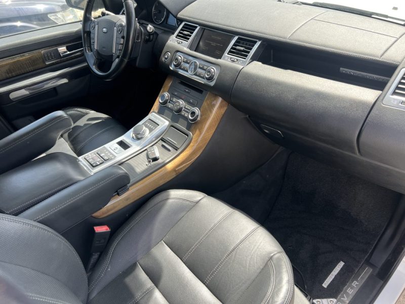 LAND ROVER RANGE ROVER SPORT SDV6 3.0 256 AUTOBIOGRAPHY BVA8