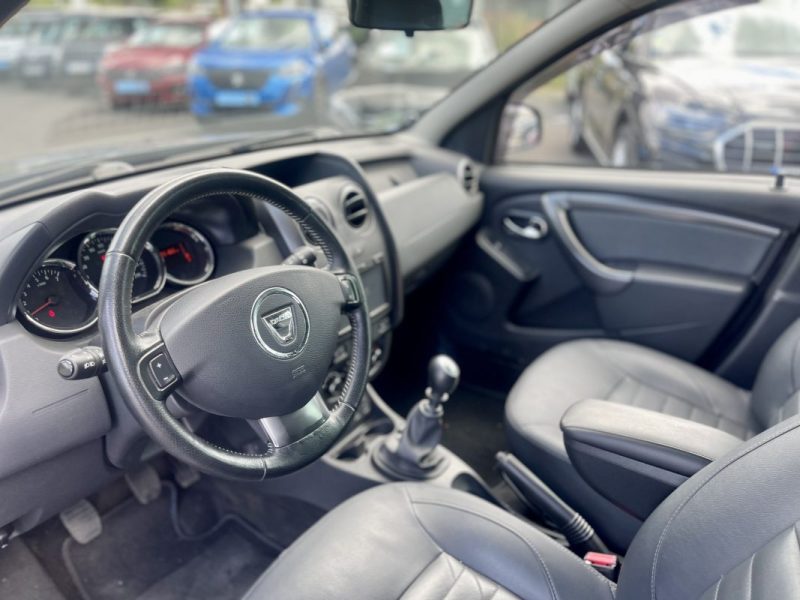 Dacia Duster 4x4 125 tce - 65 159 Kms - Garantie 6 mois sur toute la France -