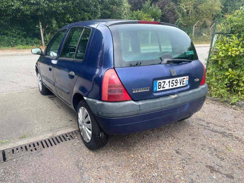 RENAULT CLIO II 1.2i 60CV