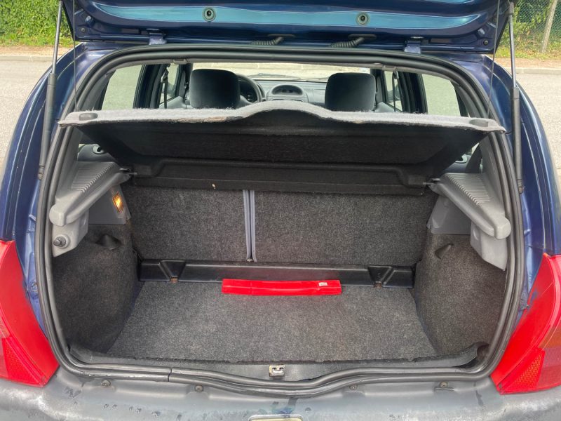 RENAULT CLIO II 1.2i 60CV