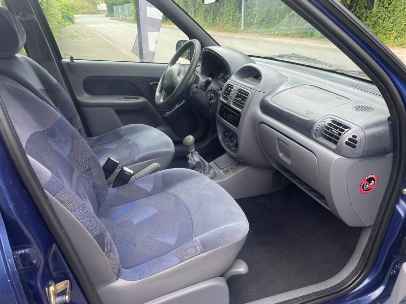 RENAULT CLIO II 1.2i 60CV