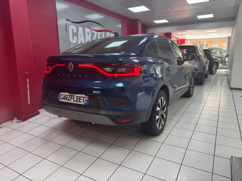 RENAULT ARKANA E-TECH 2022