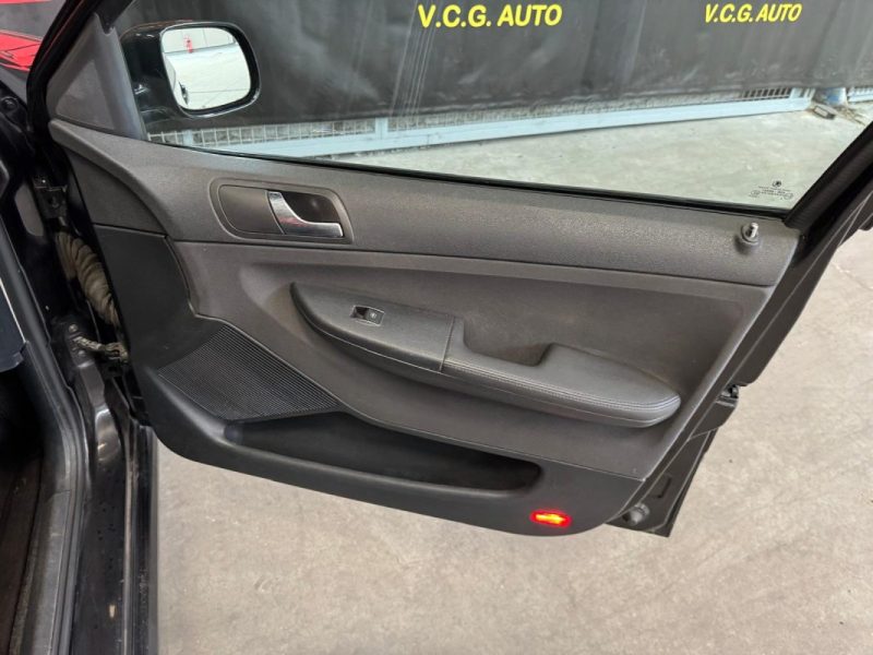 SKODA FABIA 1.9 TDI 100 CONFORT 