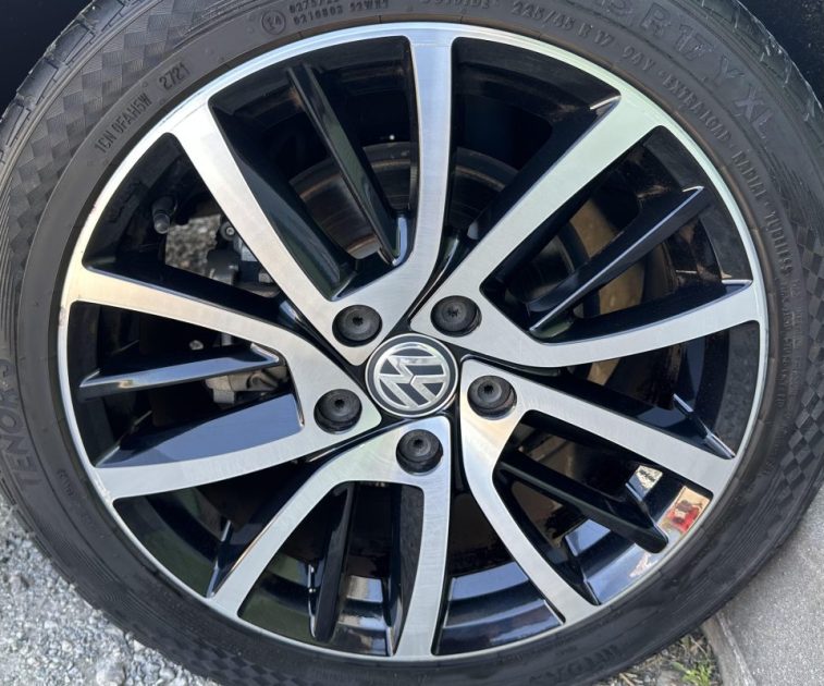 VOLKSWAGEN GOLF SW 2015