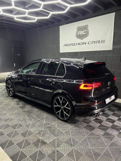 VOLKSWAGEN GOLF 2023