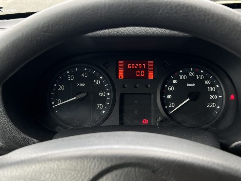 RENAULT CLIO 2 II PHASE 2 1.5 DCI 65 Cv 5 PORTES / CLIMATISAITON BLUETOOTH - GARANTIE 1 AN