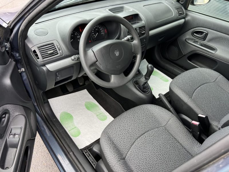 RENAULT CLIO 2 II PHASE 2 1.5 DCI 65 Cv 5 PORTES / CLIMATISAITON BLUETOOTH - GARANTIE 1 AN