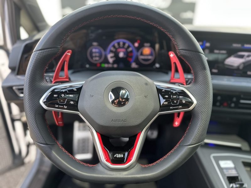 VOLKSWAGEN GOLF 2022