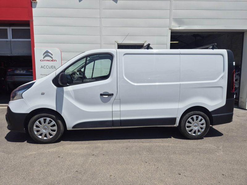 RENAULT TRAFIC III Camionnette 2019