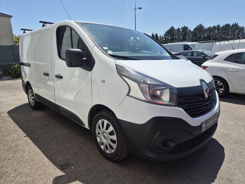 RENAULT TRAFIC III Camionnette 2019