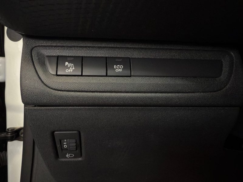 PEUGEOT 2008 1.5 BlueHDi ALLURE EAT6 120 cv