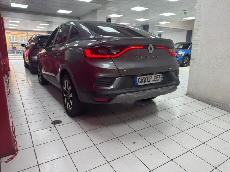 RENAULT ARKANA E-TECH 2022