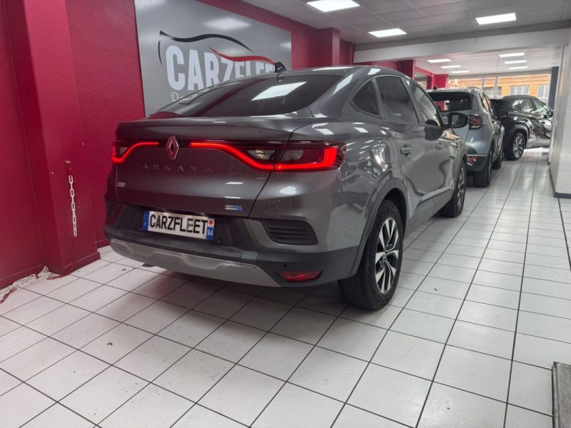RENAULT ARKANA E-TECH 2022