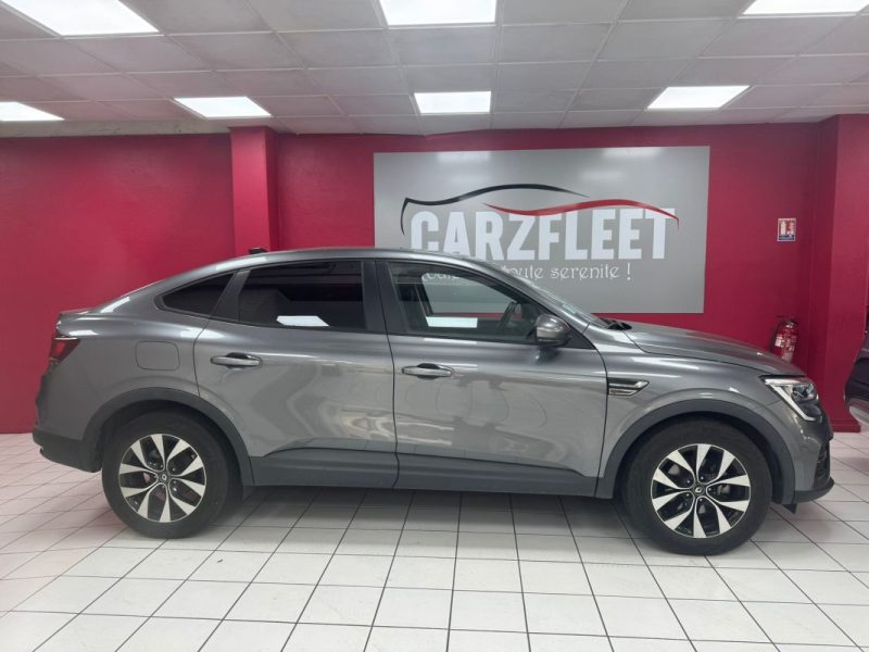 RENAULT ARKANA E-TECH 2022