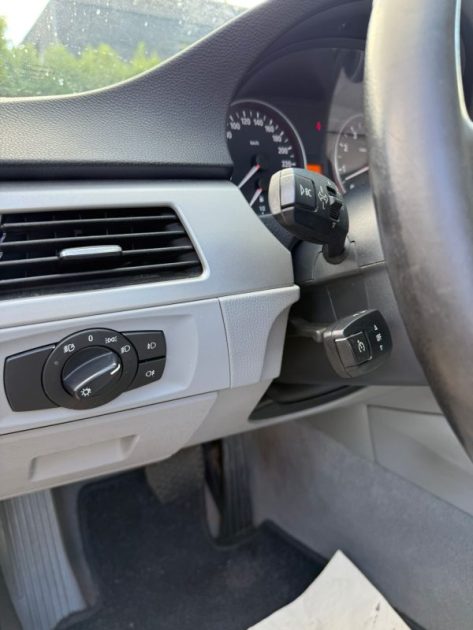 BMW SERIE 3 E90 325XI 2.5l PACK CONFORT BVA