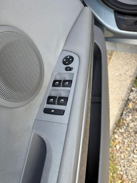 BMW SERIE 3 E90 325XI 2.5l PACK CONFORT BVA