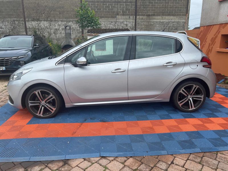 PEUGEOT 208 2016  1.6 BlueHDi 100ch Allure