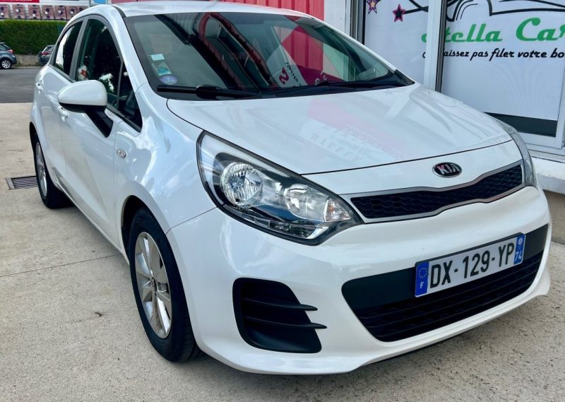 KIA RIO 2015