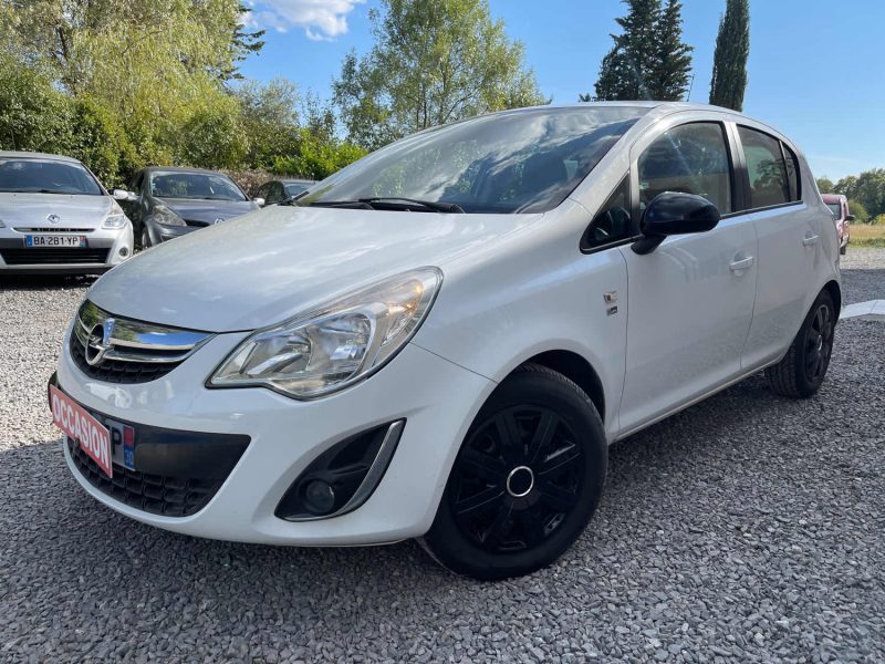 OPEL CORSA 2012