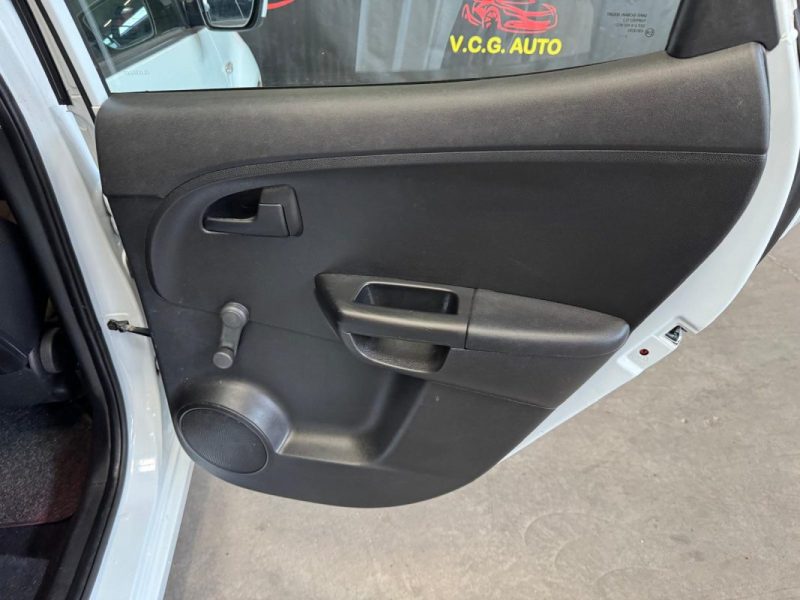 KIA VENGA 1.4 CVVT 90 Active 