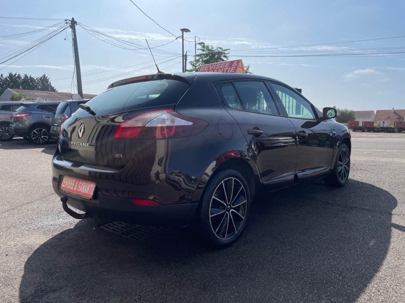 RENAULT MEGANE 3 BOITE AUTOMATIQUE 1.5 DCI 110CV 2013