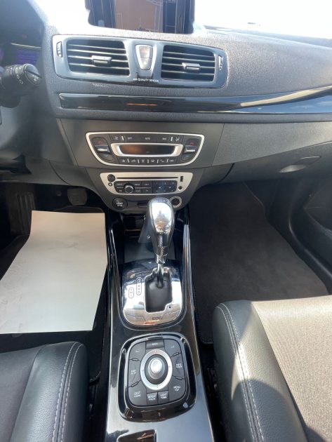 RENAULT MEGANE 3 BOITE AUTOMATIQUE 1.5 DCI 110CV 2013