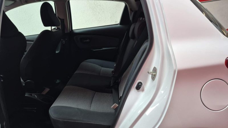 TOYOTA YARIS HYBRID 2016