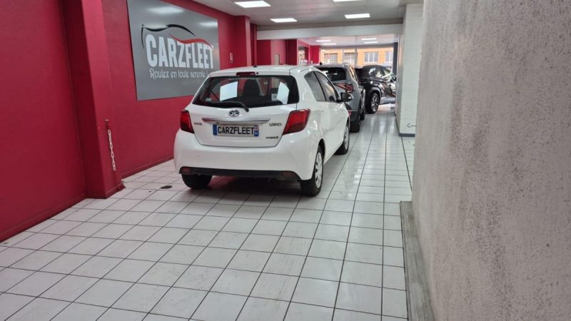 TOYOTA YARIS HYBRID 2016