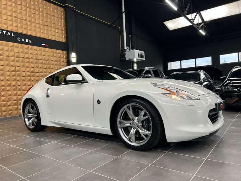 NISSAN 370Z COUPE 3.7 V6 328 BVA7*1°Main*BOSE*CAMERA*GPS*
