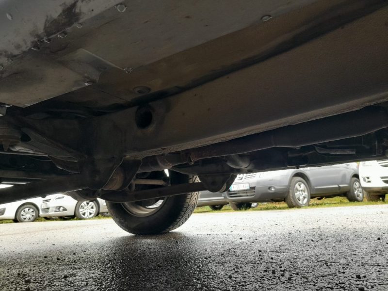 SUZUKI JIMNY 1.3l JX 80CV 3P GARANTIE 12 MOIS