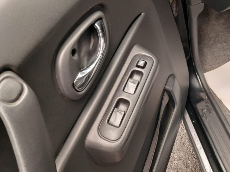 SUZUKI JIMNY 1.3l JX 80CV 3P GARANTIE 12 MOIS