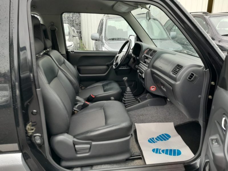 SUZUKI JIMNY 1.3l JX 80CV 3P GARANTIE 12 MOIS