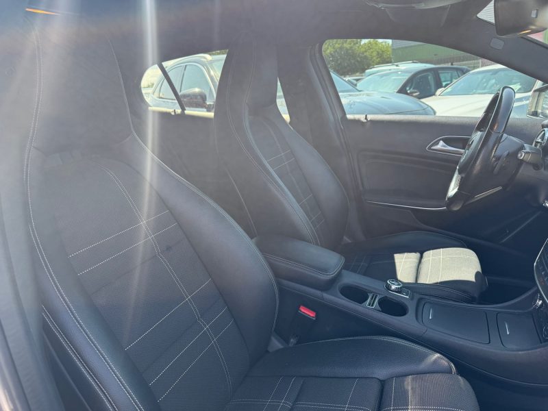 MERCEDES CLASSE GLA 220D 4-MATIC 4X4 177CH PACK SPORT GARANTIE 