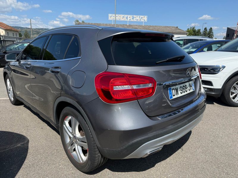 MERCEDES CLASSE GLA 220D 4-MATIC 4X4 177CH PACK SPORT GARANTIE 
