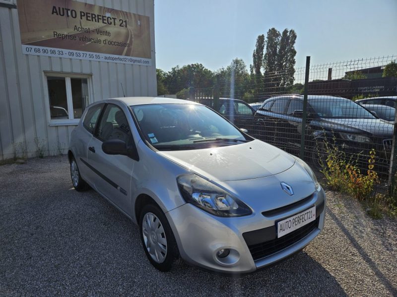 RENAULT CLIO 2011