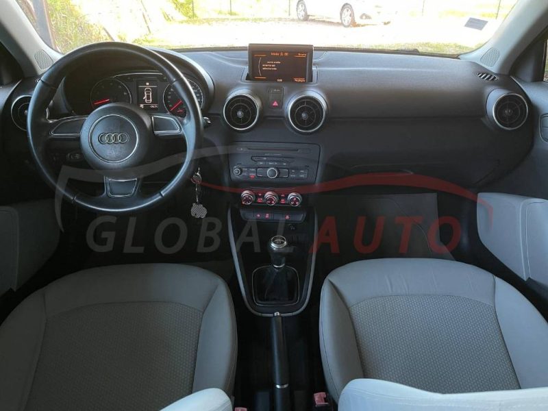 AUDI A1 SPORTBACK 2013