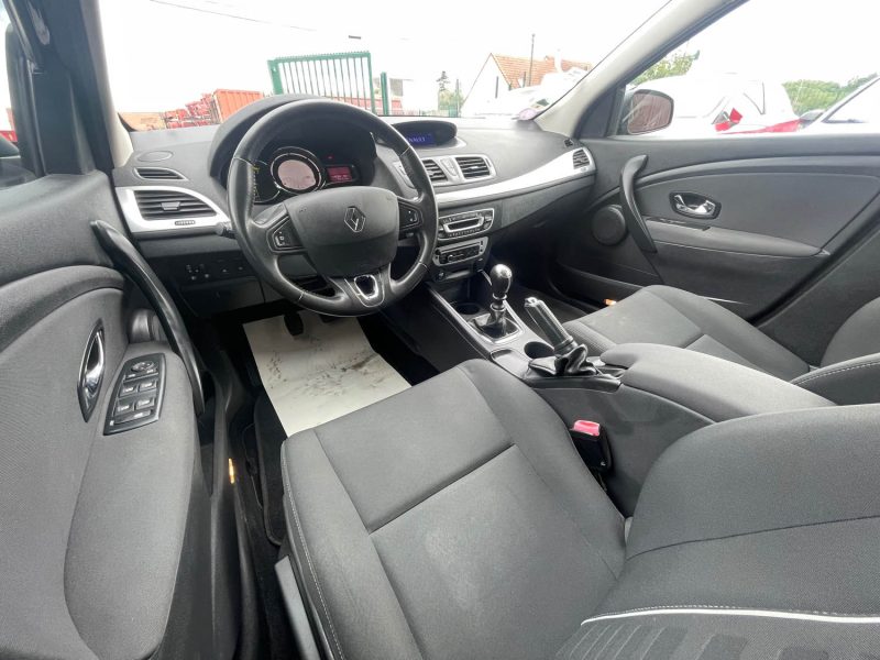 RENAULT MEGANE 2014 3 PHASE 3 LIMITED 1.2 TCE 116CV CRIT'AIR 1