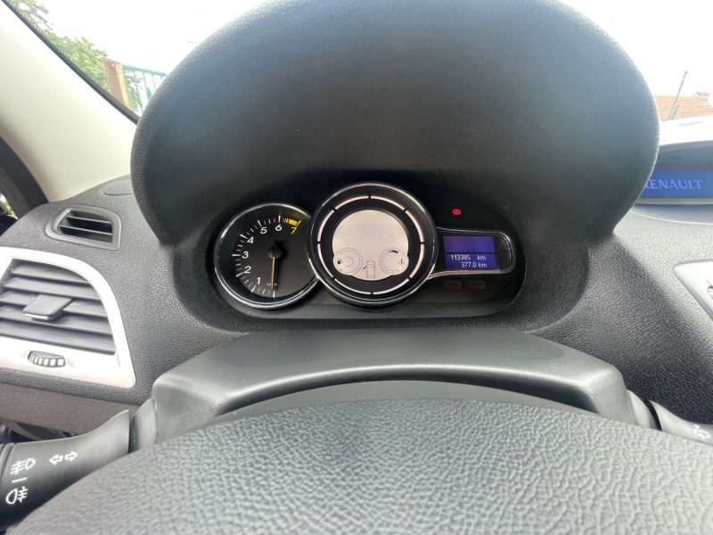 RENAULT MEGANE 2014 3 PHASE 3 LIMITED 1.2 TCE 116CV CRIT'AIR 1