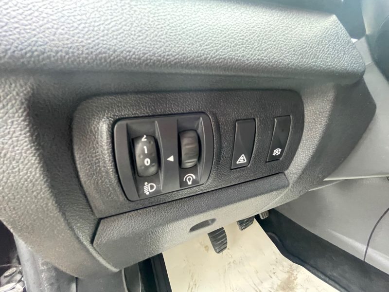 RENAULT MEGANE 2014 3 PHASE 3 LIMITED 1.2 TCE 116CV CRIT'AIR 1