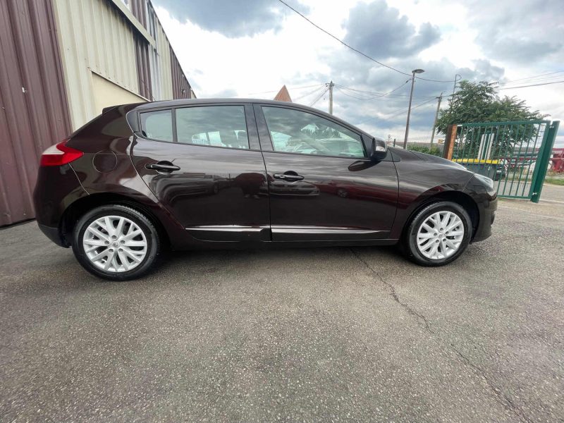 RENAULT MEGANE 2014 3 PHASE 3 LIMITED 1.2 TCE 116CV CRIT'AIR 1