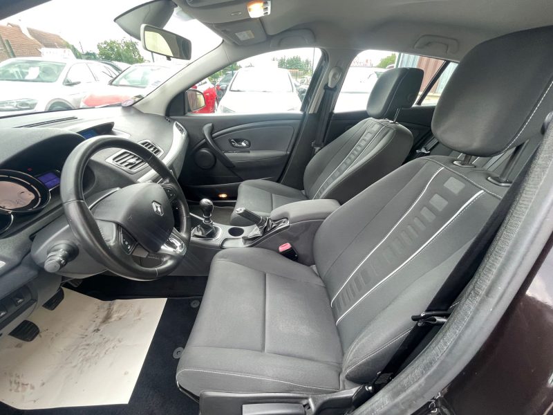 RENAULT MEGANE 2014 3 PHASE 3 LIMITED 1.2 TCE 116CV CRIT'AIR 1