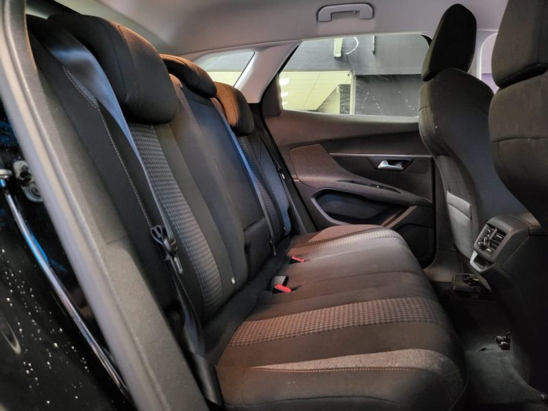 PEUGEOT 3008 1.5 BlueHDi 130ch EAT8 ACTIVE BUISNESS / VIRTUAL COCKPIT / CARPLAY / MODE SPORT / 