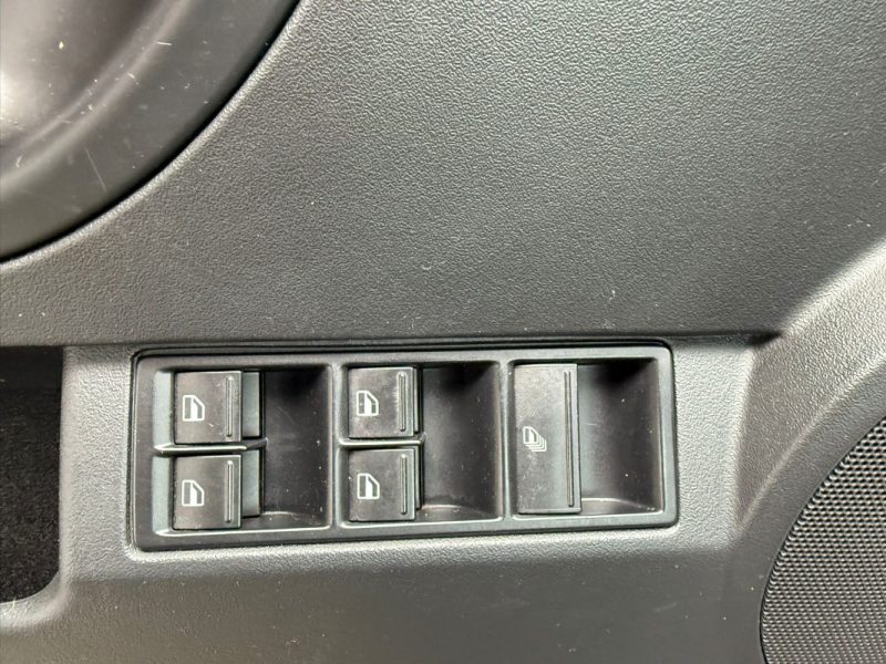 VOLKSWAGEN NEW BEETLE 1.9l TDI CABRIOLET 105CV CARAT BVM5 2006