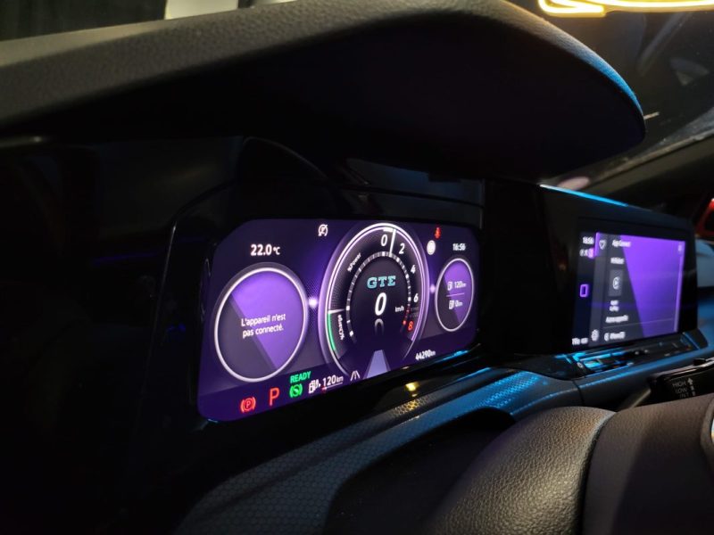 VOLKSWAGEN GOLF GTE 1.4 E-HYBRID 245ch DSG / VIRTUAL COCKPIT / CARPLAY / ATTELAGE / IQ LIGHTS